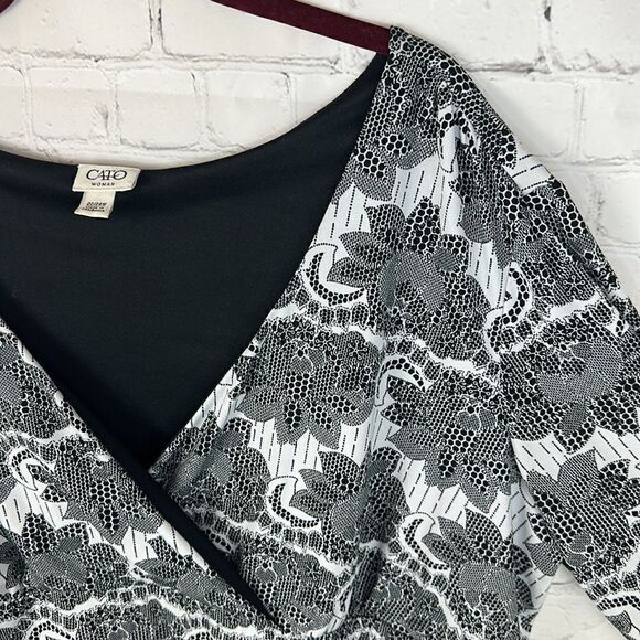 Cato Black and White 3/4 Sleeve Blouse Size 22/24W - Picture 3 of 5